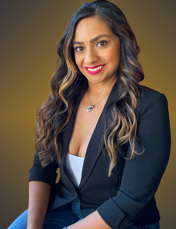 Tucson Realtor Angelina Moyer headshot