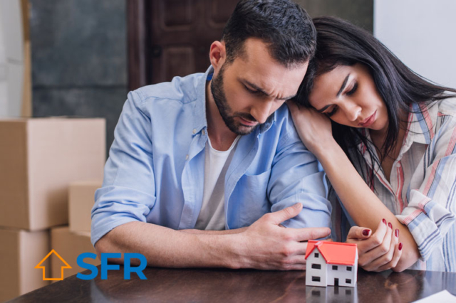 Couple working with an SFR certified REALTOR®